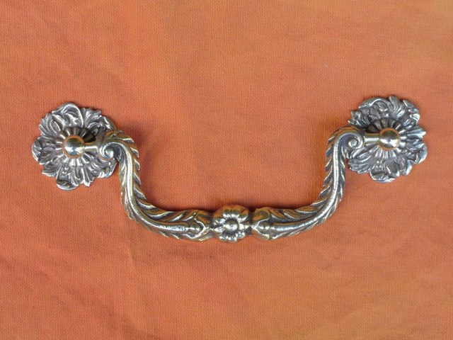 Ameublement : Poignée style  - Louis XIV - Référence 1108 bis