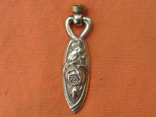 Ameublement : Poignée style  - Art déco - Référence 1437