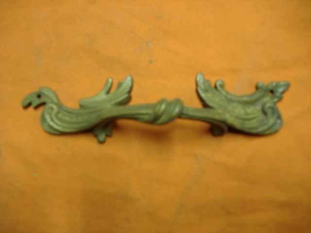 Ameublement : Poignée style  - Louis XV - Référence 371 E