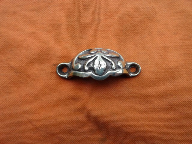 Ameublement : Poignée style  - Poignée coquille - Référence 50 PM